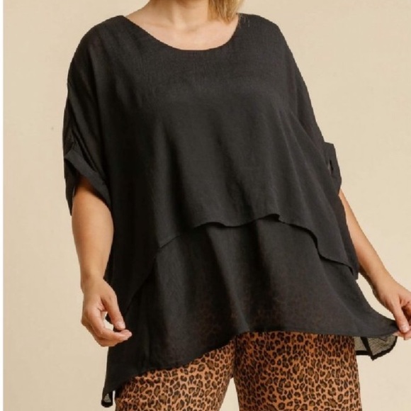 Umgee Tops - Umgee Layered Flowy Half Sleeve Black Tunic Blouse. NWT! Sz XL